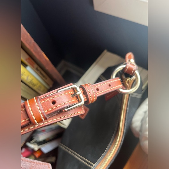 Vintage Y2K Dooney & Bourke Black Leather Hobo Handbag 2000s - Picture 5 of 15